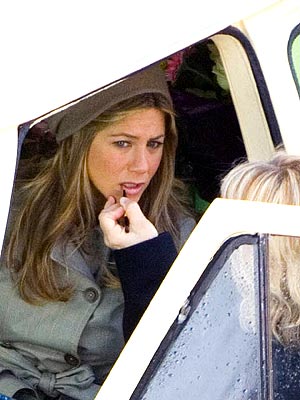 LIP SERVICE photo | Jennifer Aniston