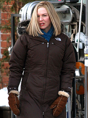 SNOW GEARED UP photo | Renee Zellweger