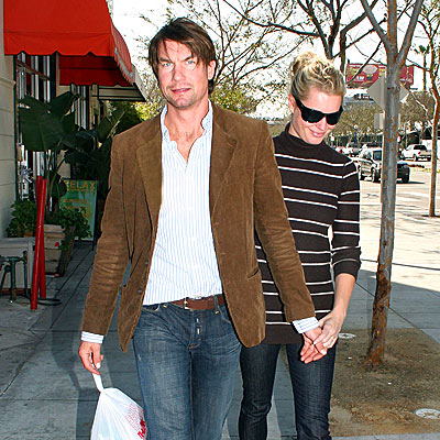 SUSHI TO GO photo | Jerry O'Connell, Rebecca Romijn