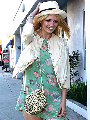HOLD FORTH photo | Mischa Barton