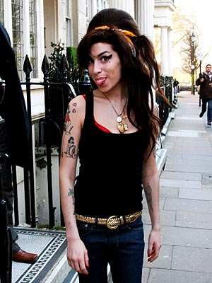 TONGUE UNTIED  photo | Amy Winehouse