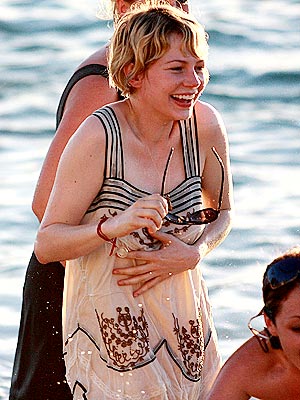 A PROPER GOODBYE photo | Michelle Williams (Actress)