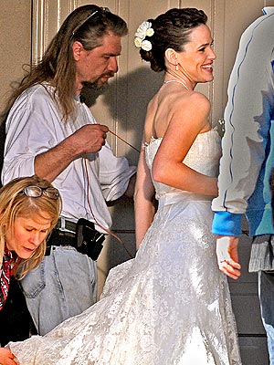 WEARING WHITE photo | Jennifer Garner