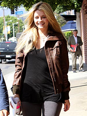 COOL BREEZE photo | Mischa Barton