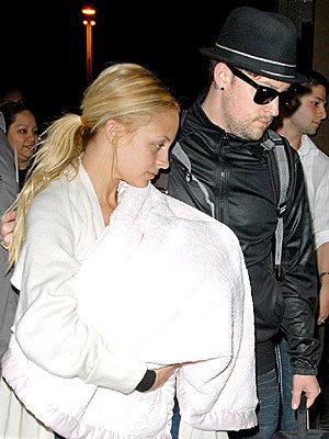 UP, UP & AWAY photo | Joel Madden, Nicole Richie