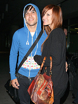 OVER THE MOON photo | Ashlee Simpson, Pete Wentz