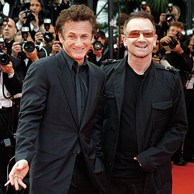 MEN IN BLACK photo | Bono, Sean Penn