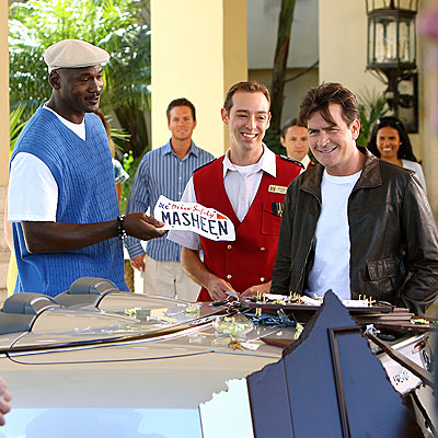 http://img2.timeinc.net/people/i/2008/startracks/080602/charlie_sheen.jpg