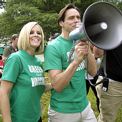 THE GREEN TEAM photo | Jenny McCarthy, Jim Carrey