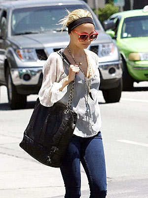 WALK IT OUT photo | Nicole Richie