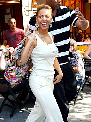 WALKING TALL photo | Beyonce Knowles