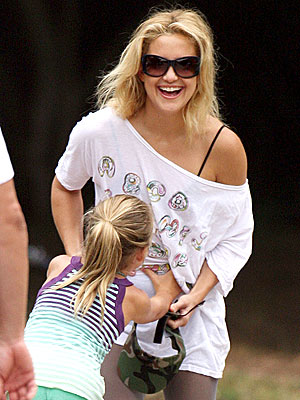 ALL IN GOOD FUN photo | Kate Hudson