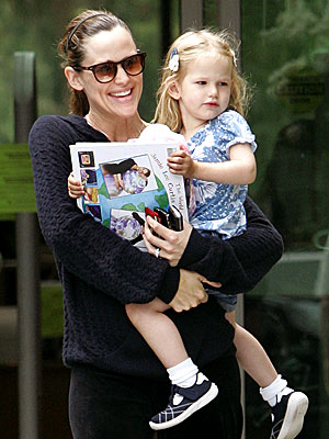 READER'S CHOICE photo | Jennifer Garner