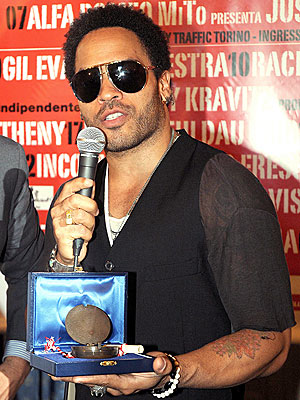 CAUSE AND EFFECT photo | Lenny Kravitz
