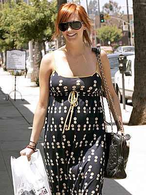 BUMP ON BOARD photo | Ashlee Simpson