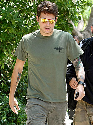 ROAD WARRIOR photo | John Mayer