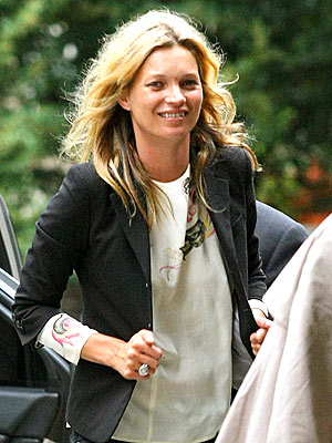 HOME AGAIN photo | Kate Moss