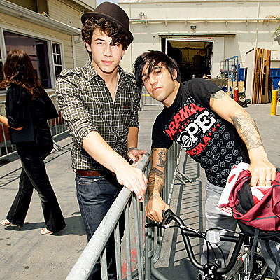 ON THE FENCE photo | Nick Jonas, Pete Wentz