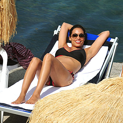 LOUNGING LADY photo | Rosario Dawson