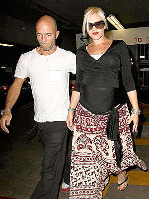 BABY STEPS photo | Gwen Stefani