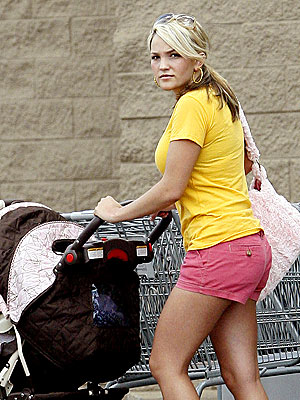 MOMMY MODE photo | Jamie Lynn Spears
