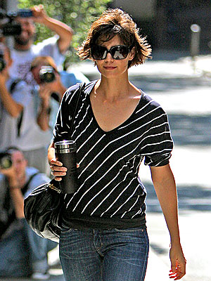 STAR IN STRIPES photo | Katie Holmes