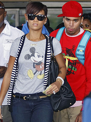 FLYING PARTNERS photo  Chris Brown, Rihanna