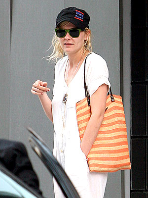 PARK 'N' RIDE photo | Kirsten Dunst