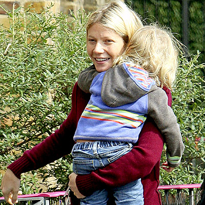 HOLDING PATTERN photo | Gwyneth Paltrow