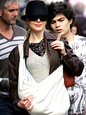 SLING SHOT  photo | Nicole Kidman