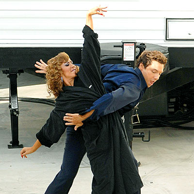 DRESS REHEARSAL photo | Karina Smirnoff, Rocco DiSpirito