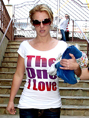 'LOVE' SCENE photo | Britney Spears