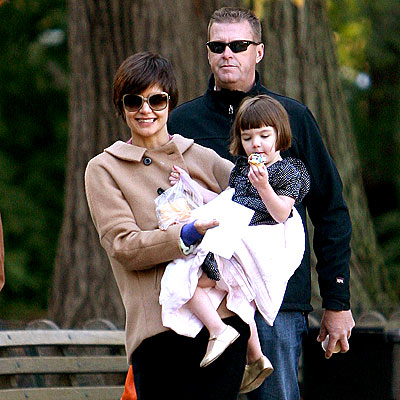 (Cup)cake Walk  photo | Katie Holmes, Suri Cruise