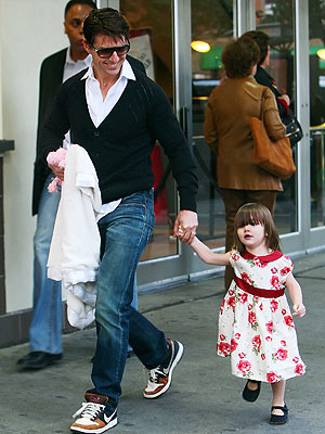 EASTERN BLOCK photo | Suri Cruise, Tom Cruise