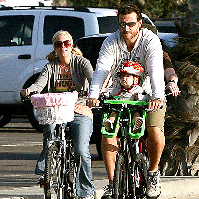 WHEEL GOOD TIME photo | Dean McDermott, Tori Spelling