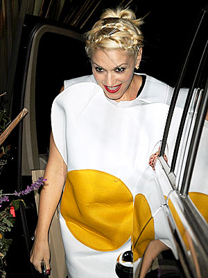 EGG-CELLENT TIME photo | Gwen Stefani