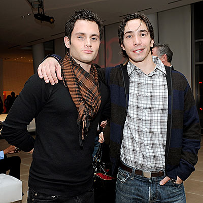 'MAC' DADDY photo | Justin Long, Penn Badgley