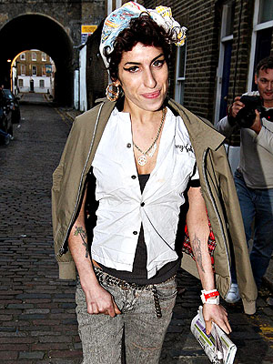 PUB CRAWL photo | Amy Winehouse