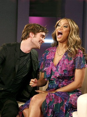 Tyra Banks: Vampire Victim | Robert Pattinson, Tyra Banks
