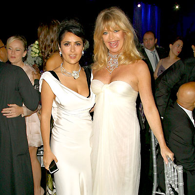 WHITE OUT photo | Goldie Hawn, Salma Hayek