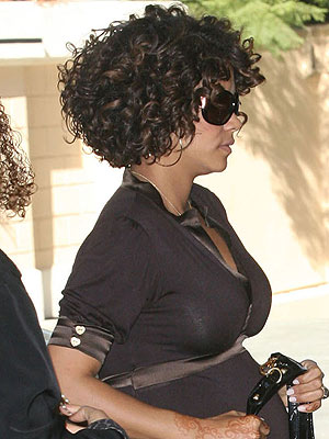 pics of halle berry hairstyles. halle berry hairstyles 2011