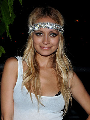 Nicole Richie wore a bejeweled version by Jennifer 