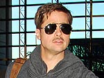 Stars' Airport Style | Brad Pitt