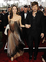 Angelina's Classic Pregnancy Style