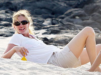 julia roberts beach