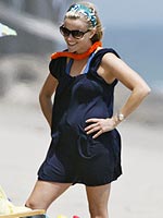 Beach Patrol: Stars, Bikinis & More! | Reese Witherspoon