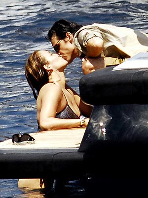 Jennifer Lopez Kissing Marc Anthony