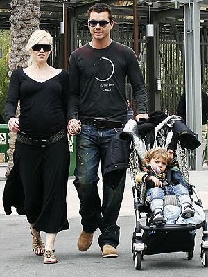 MAY 10 photo | Gavin Rossdale, Gwen Stefani, Kingston Rossdale