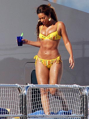 Beyonce Curvy