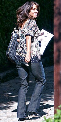 NOV. 26  photo | Halle Berry